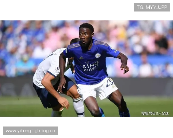 伊萨克 vs 沃特金斯:终结效率与战术角色差异 伊萨克 vs 沃特金斯:终结效率与战术角色差异