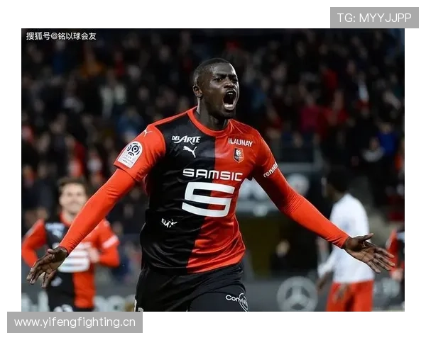 巴黎圣日耳曼中场结构隐患：从连接到断裂，比赛表现稳定性面临考验